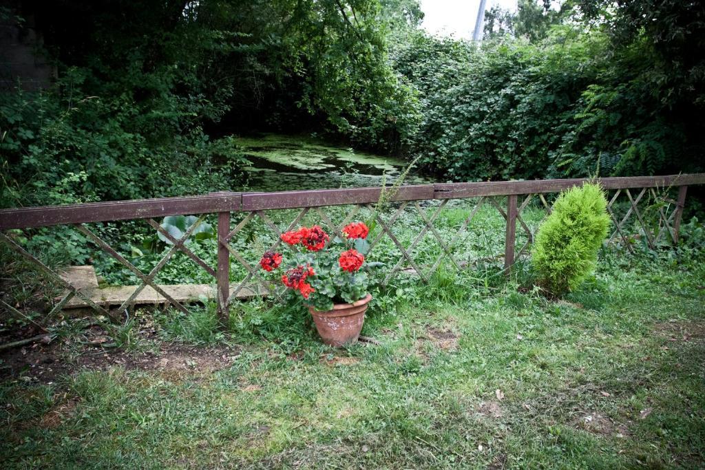Bed and Breakfast Domaine Le Chec Saint-Ost Esterno foto